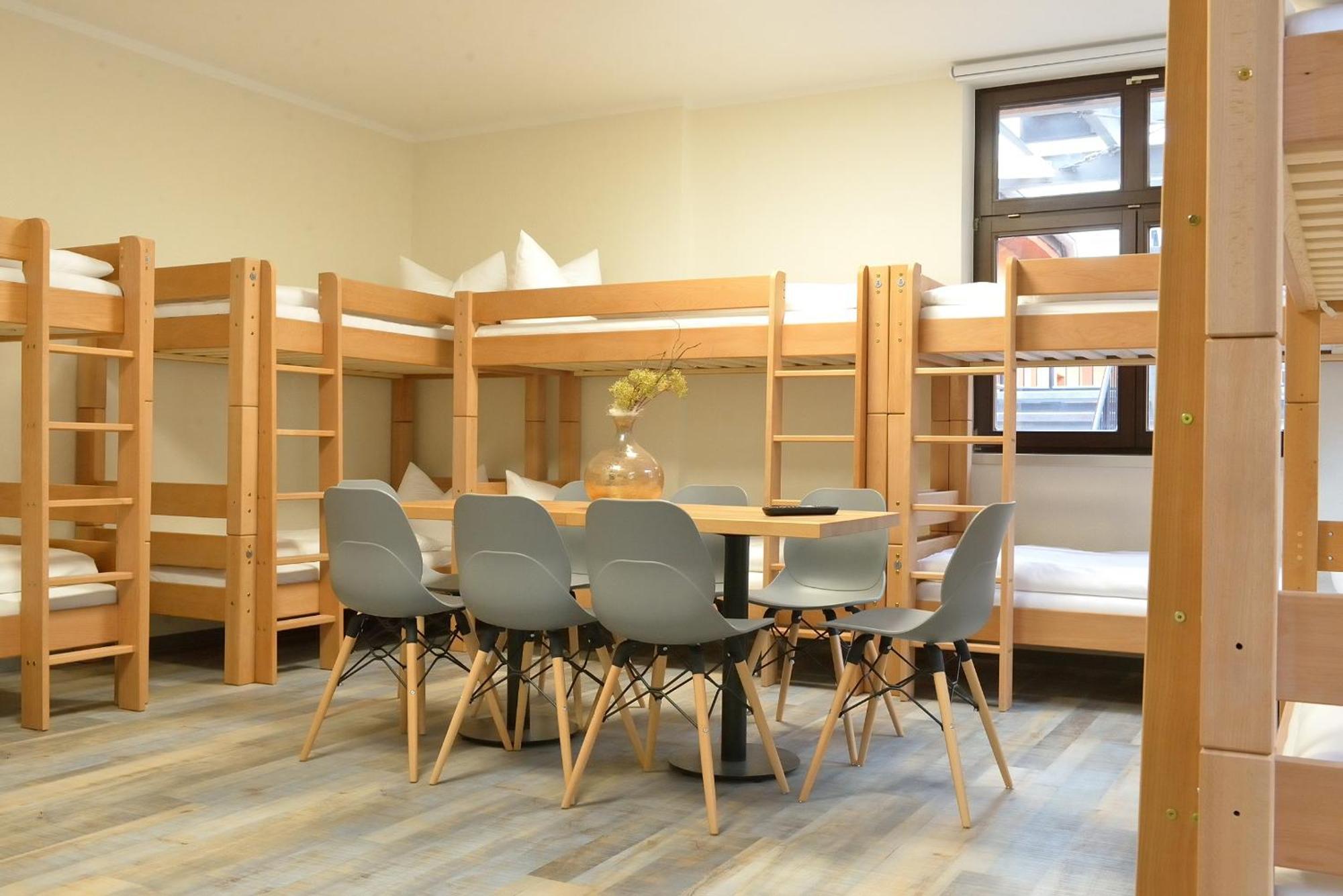 Hostel & Pension Alte Brauerei إيزيناخ المظهر الخارجي الصورة